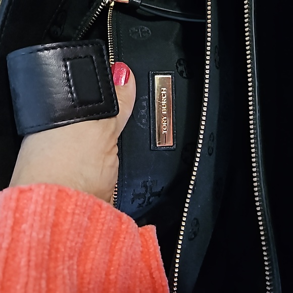 Tory Burch, leather, spacious authentic.Normal were. - Picture 5 of 7